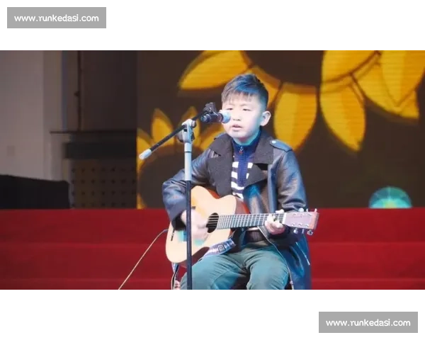 激发孩子音乐潜能 少儿吉他比赛展现才艺与创意